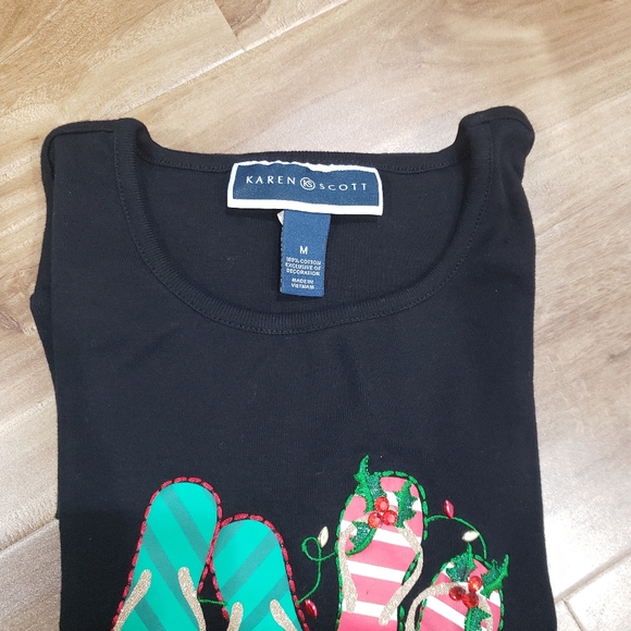 Karen Scott size M Christmas top black blouse - Picture 4 of 5